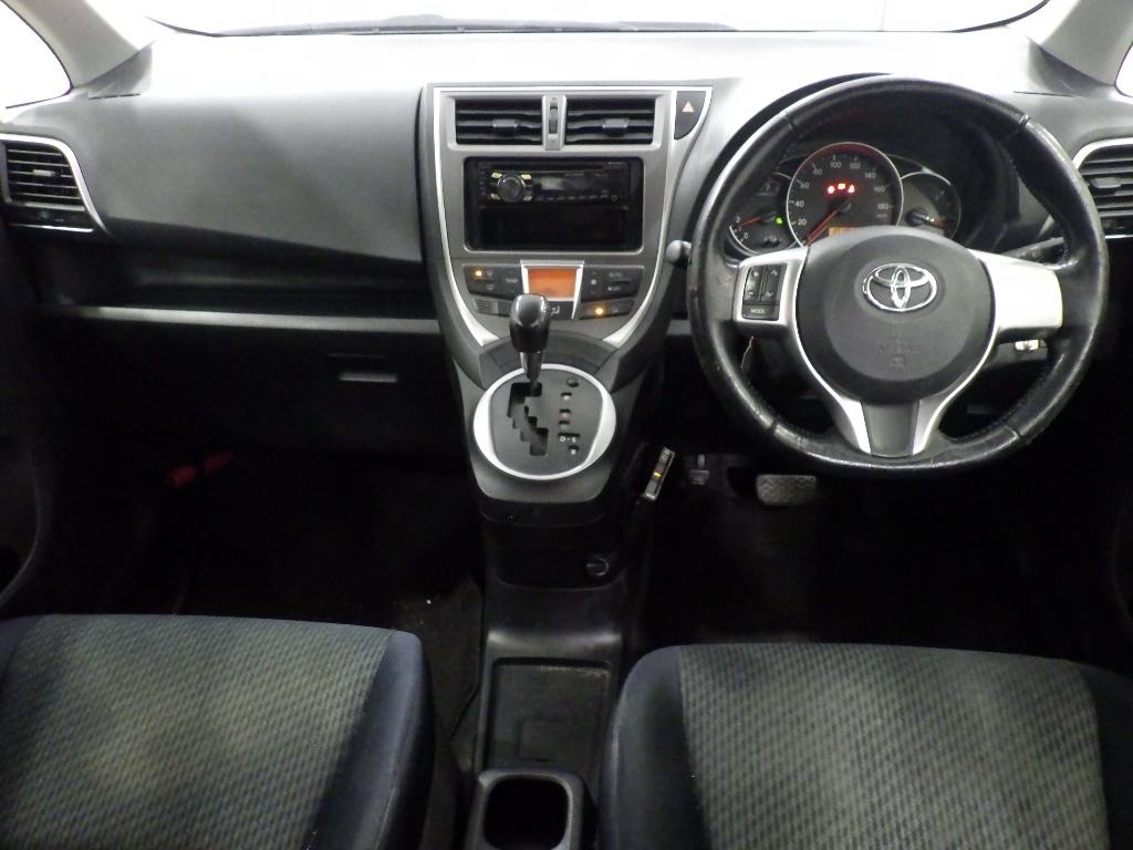 TOYOTA RACTIS
