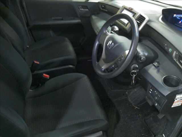 HONDA FREED SPIKE