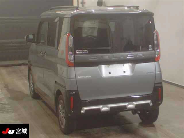 MITSUBISHI DELICA MINI