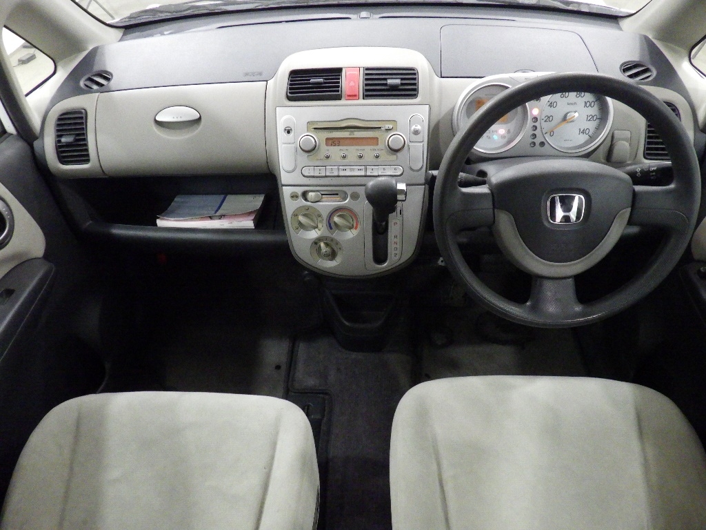 HONDA LIFE