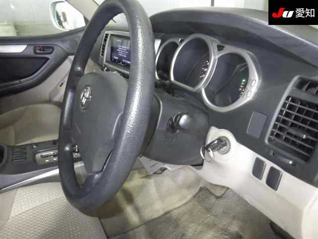 TOYOTA HILUX SURF