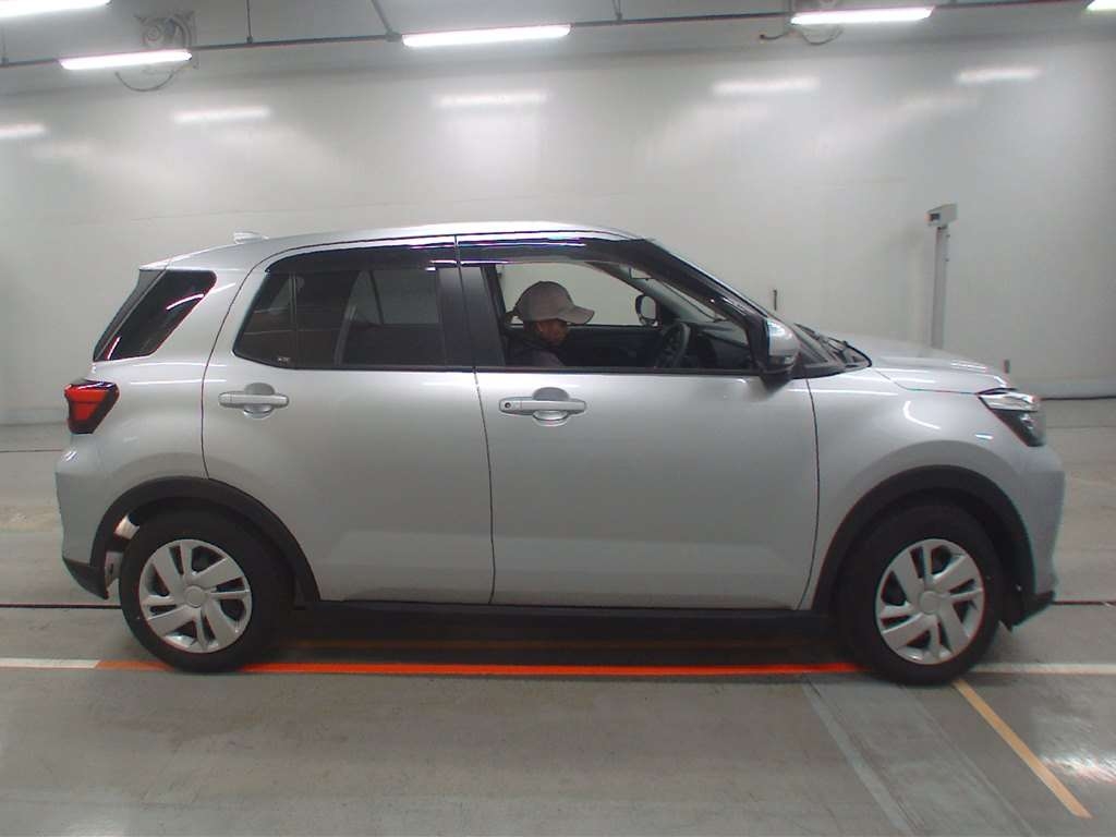 DAIHATSU ROCKY