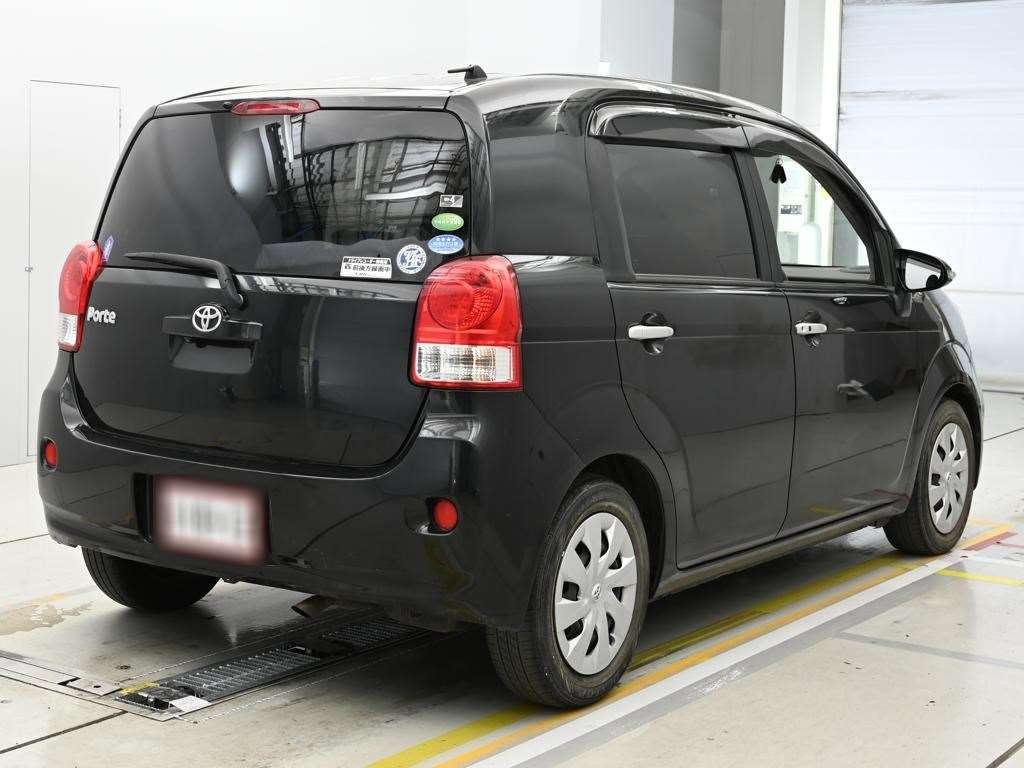 TOYOTA PORTE