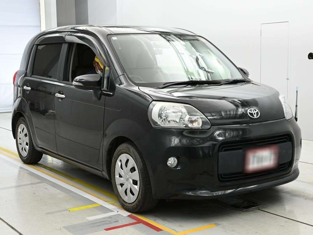TOYOTA PORTE