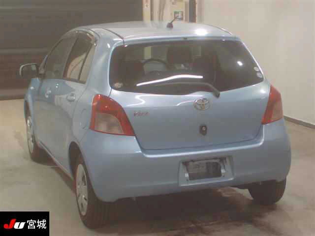 TOYOTA VITZ