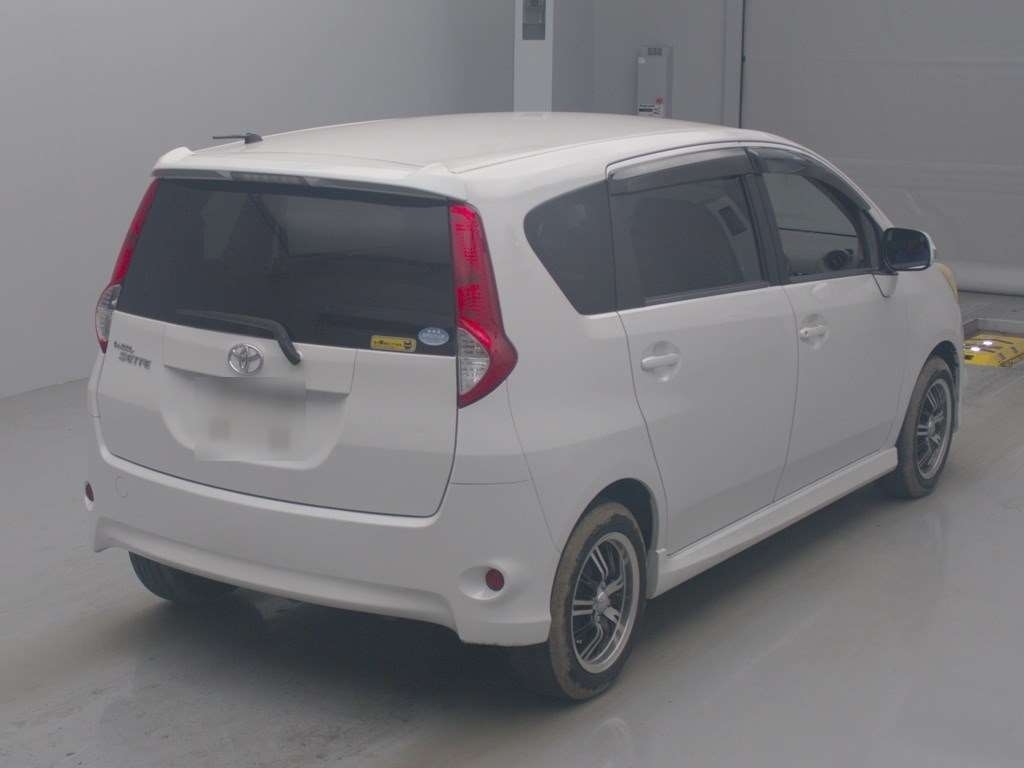 TOYOTA PASSO SETTE