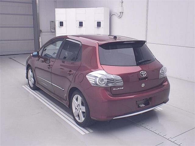 TOYOTA BLADE