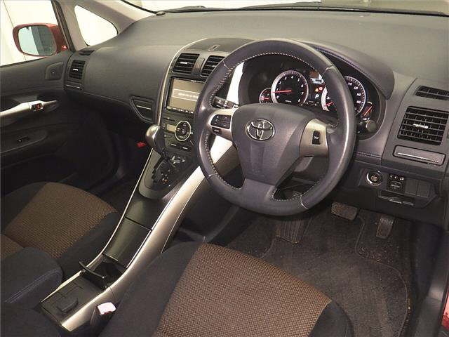 TOYOTA BLADE