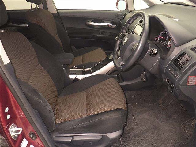 TOYOTA BLADE