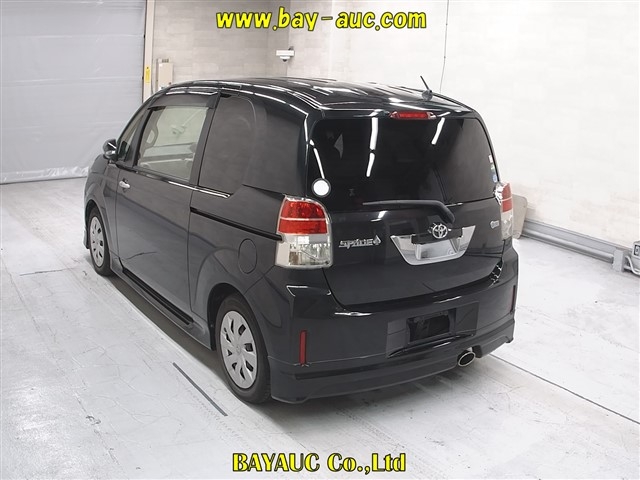 TOYOTA SPADE