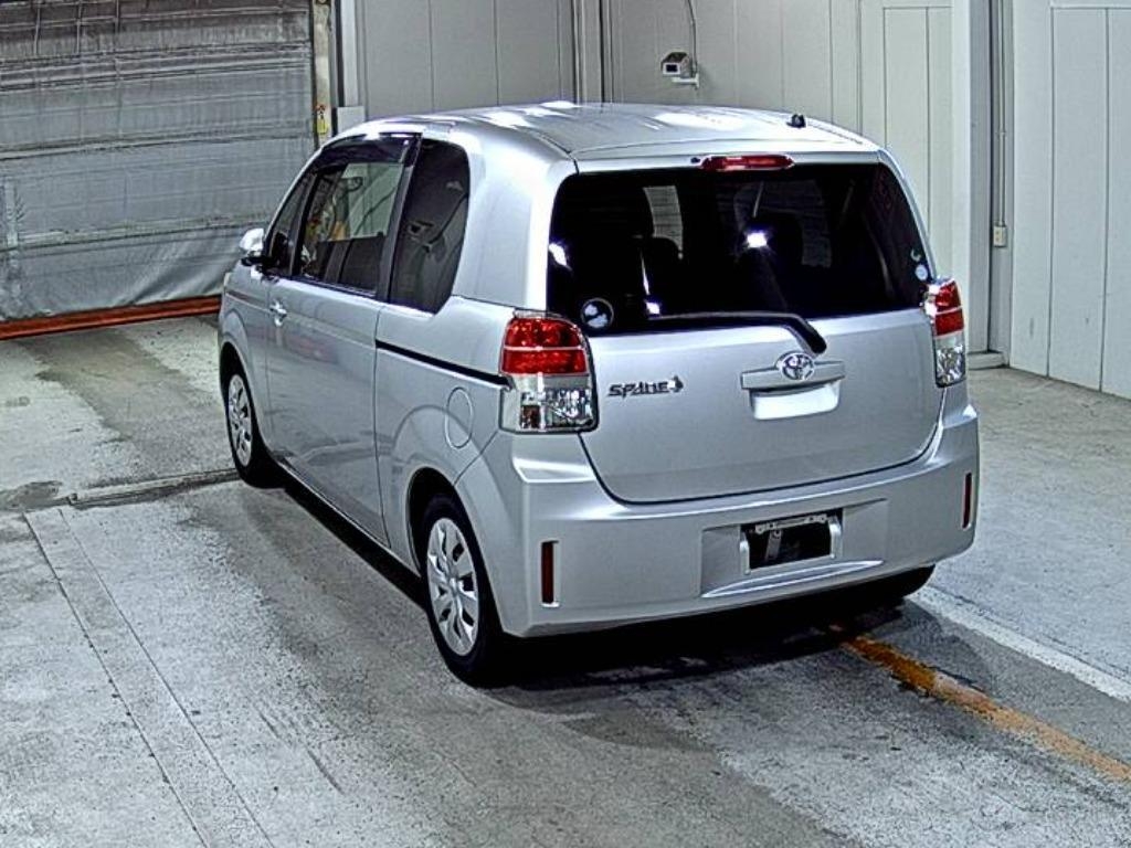 TOYOTA SPADE