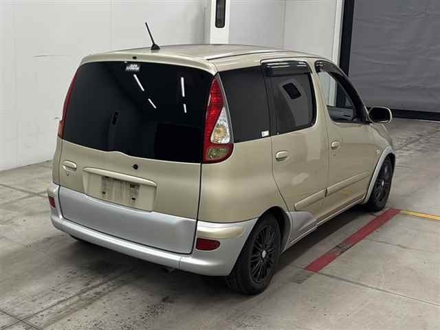 TOYOTA FUNCARGO