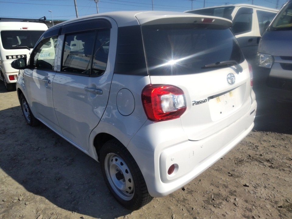 TOYOTA PASSO