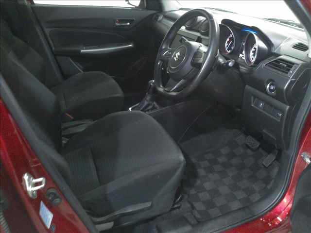 SUZUKI SWIFT