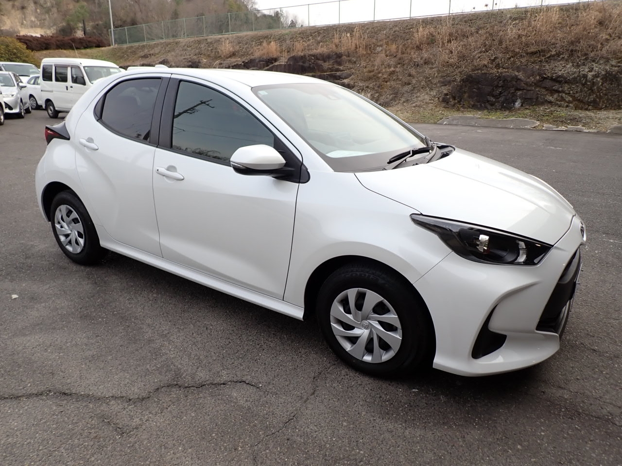 TOYOTA YARIS