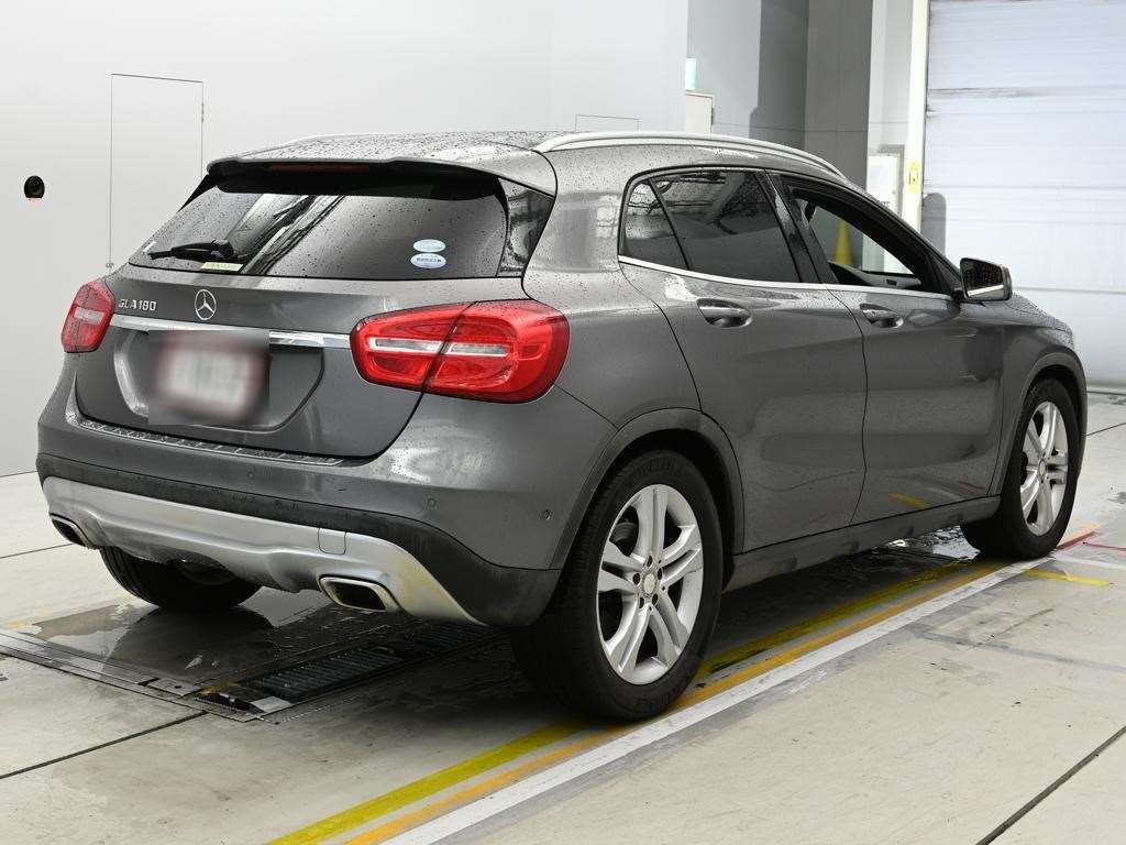 MERCEDES-BENZ GLA-CLASS