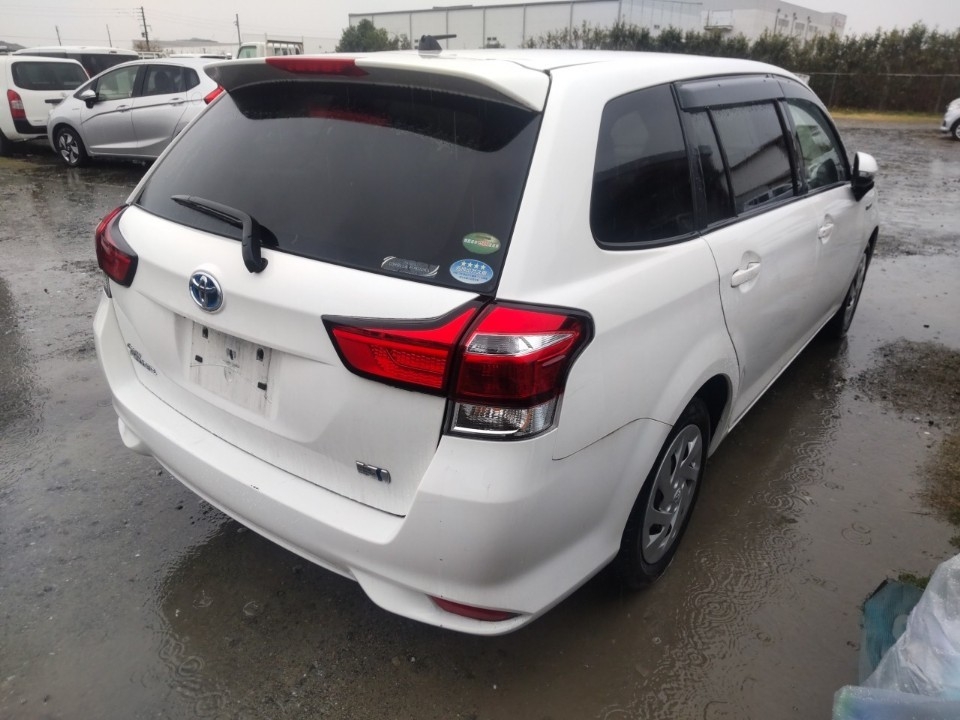 TOYOTA COROLLA FIELDER