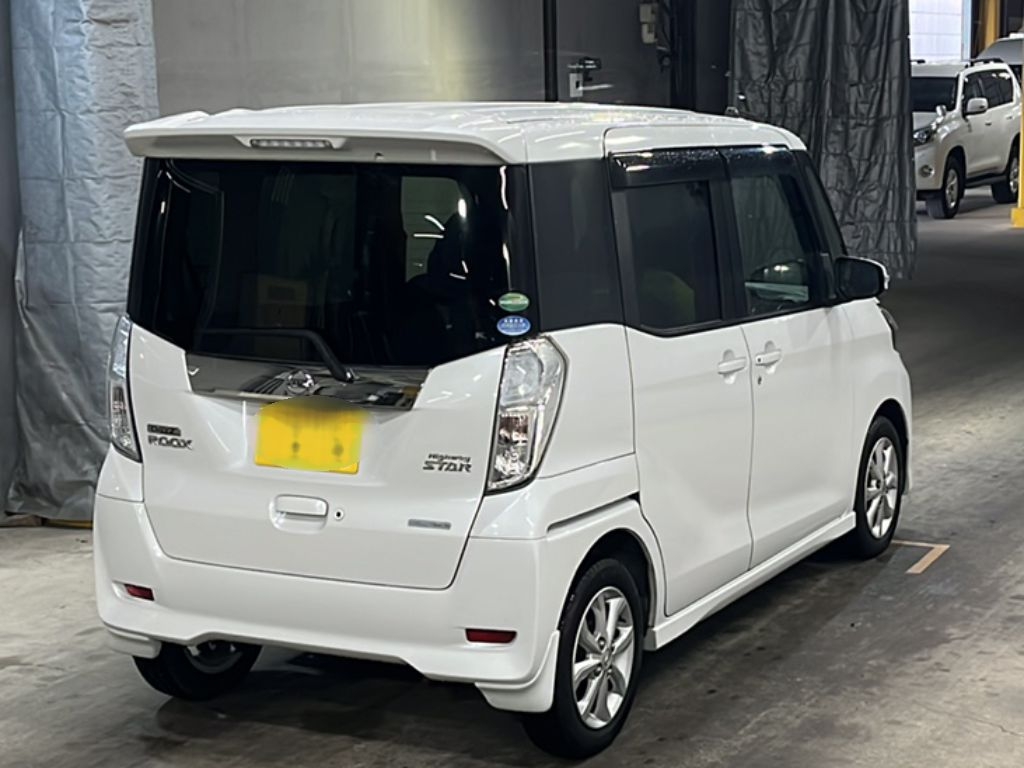 NISSAN DAYZ ROOX