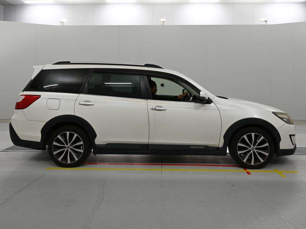 SUBARU EXIGA CROSSOVER 7
