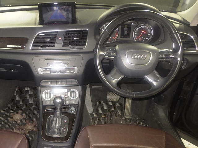 AUDI Q3