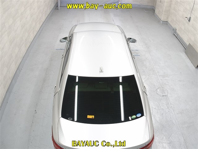 TOYOTA CROWN MAJESTA