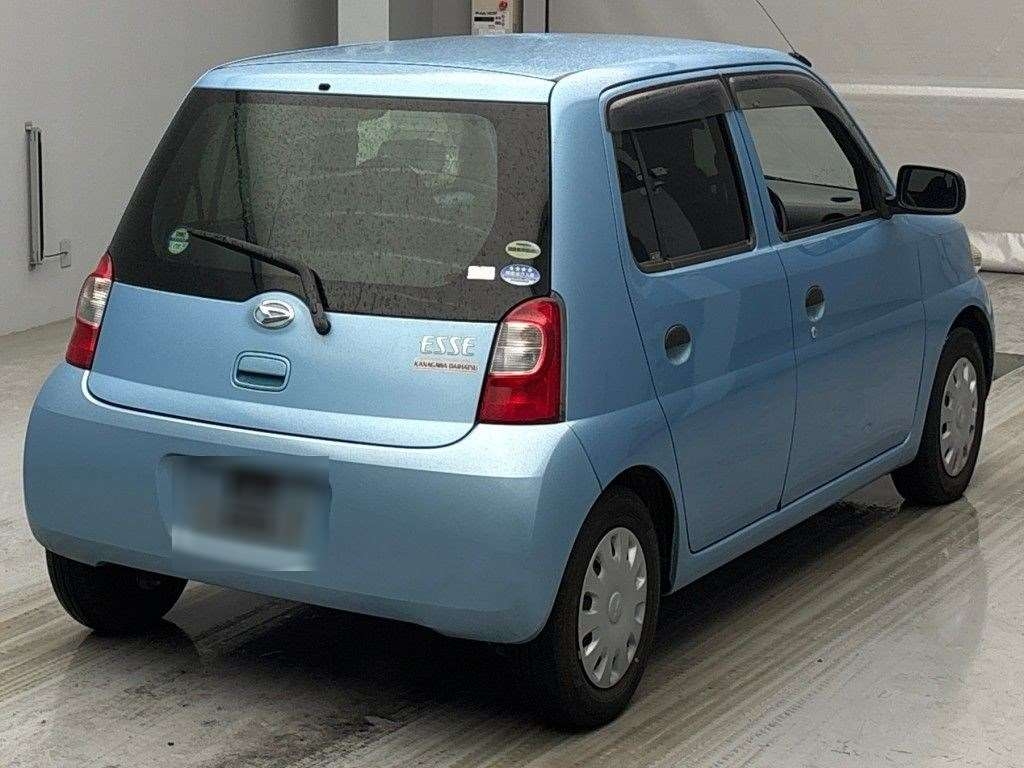 DAIHATSU ESSE