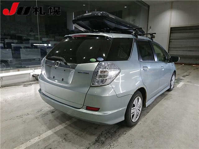 HONDA FIT SHUTTLE