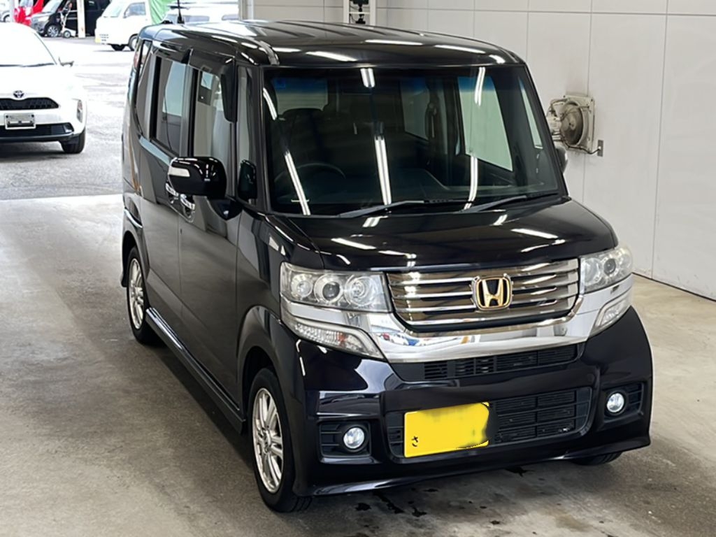 HONDA N-BOX