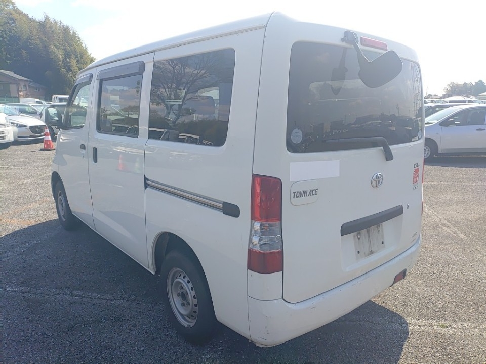 TOYOTA TOWN ACE