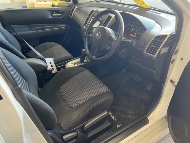NISSAN WINGROAD