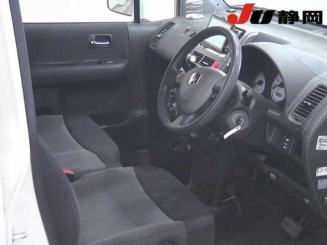 HONDA MOBILIO SPIKE