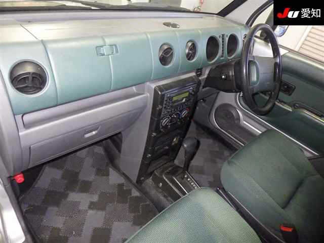 DAIHATSU NAKED