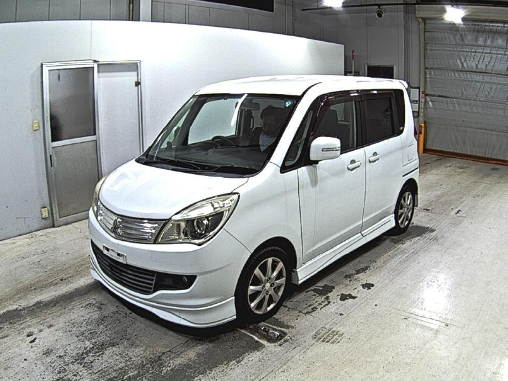 MITSUBISHI DELICA D:2