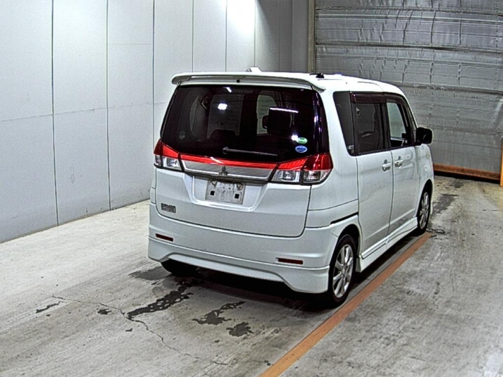 MITSUBISHI DELICA D:2