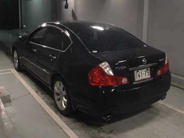 NISSAN FUGA