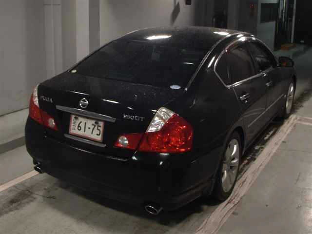 NISSAN FUGA