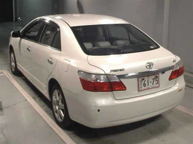TOYOTA PREMIO