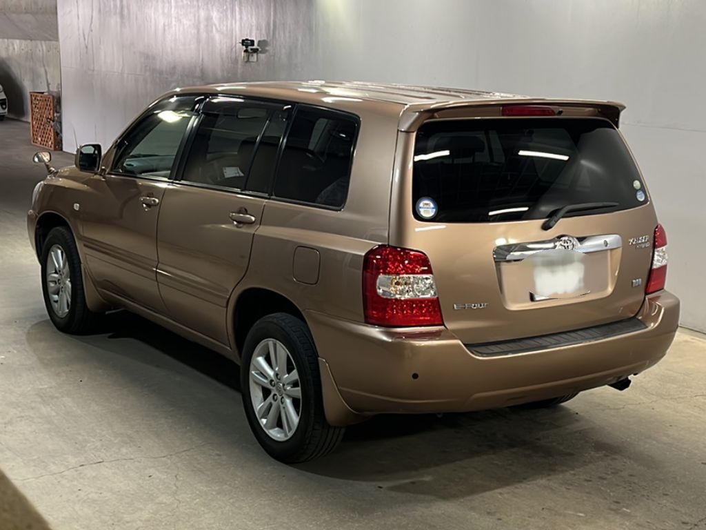 TOYOTA KLUGER V