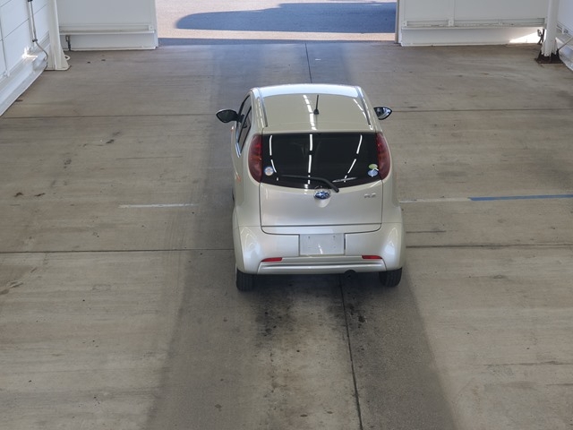 SUBARU R2
