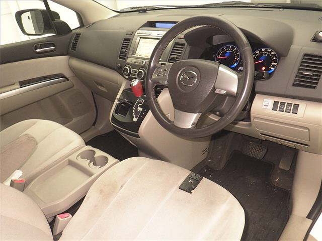 MAZDA MPV