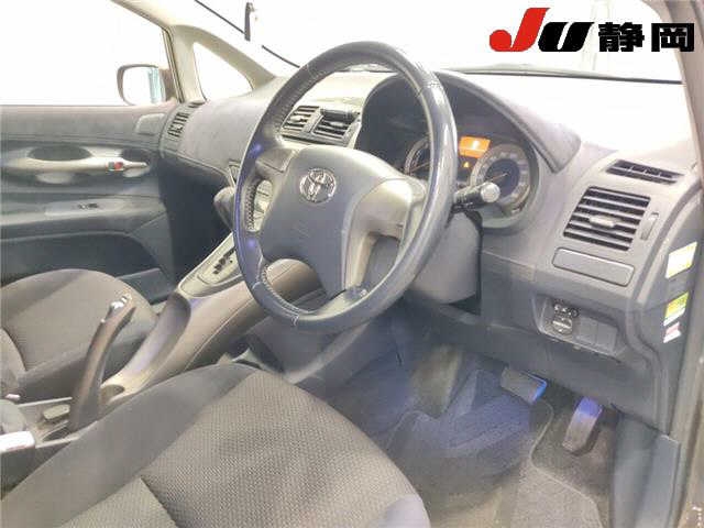 TOYOTA BLADE