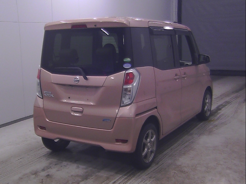 NISSAN DAYZ ROOX