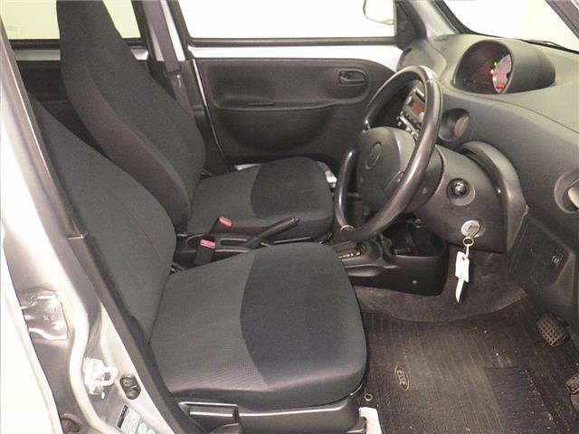 DAIHATSU ESSE