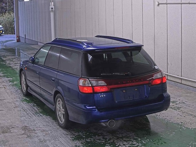 SUBARU LEGACY