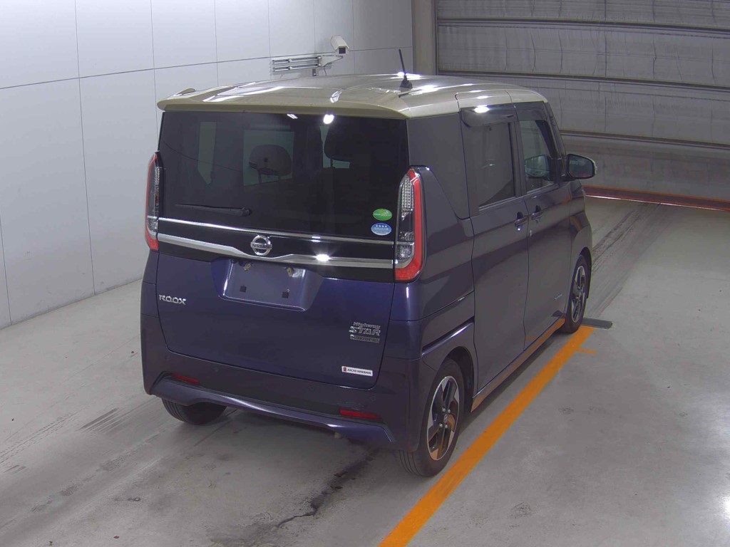NISSAN ROOX