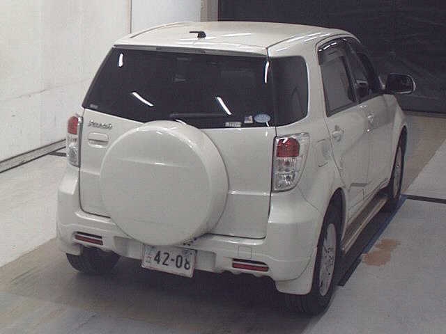 TOYOTA RUSH