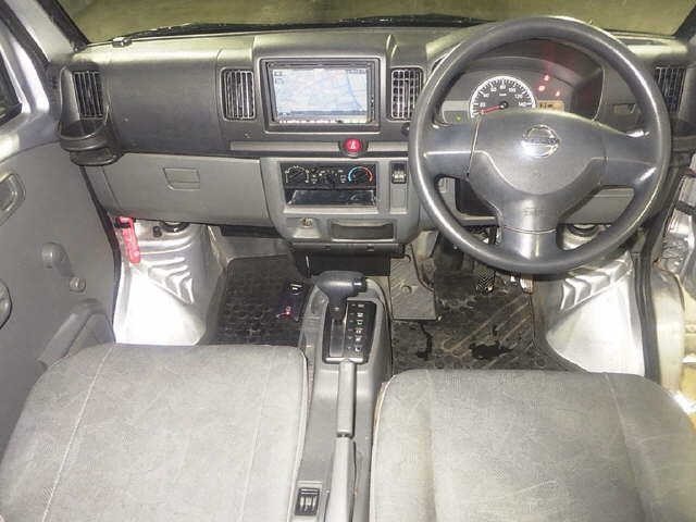 NISSAN CLIPPER