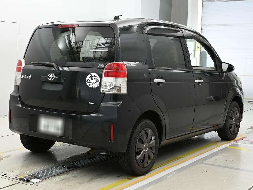 TOYOTA SPADE