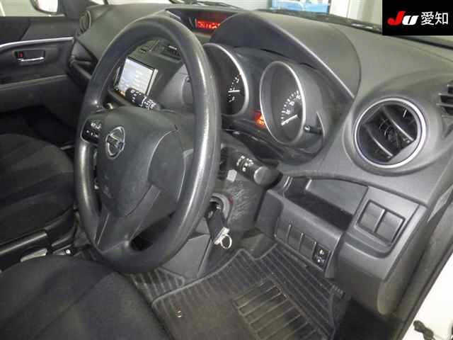 NISSAN LAFESTA