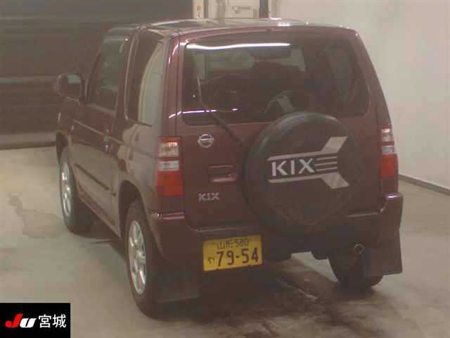 NISSAN KIX
